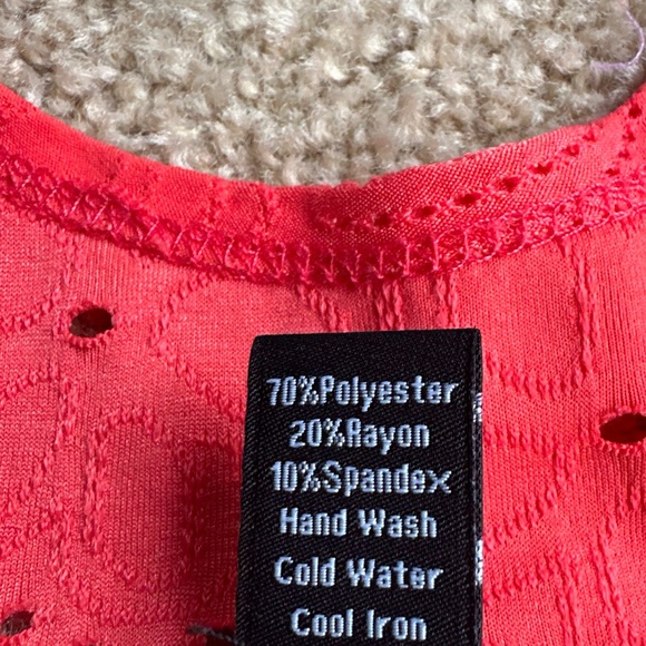 Coral Eyelet tunic top - Picture 6 of 12